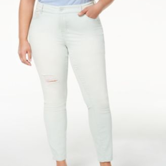 Celebrity Pink Denim - Celebrity Pink, Skinny Redux Frosty Sizes 24